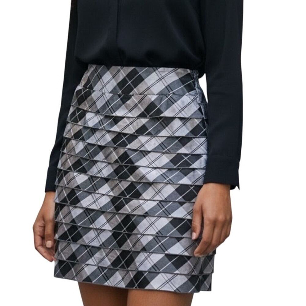Carlisle Plaid Tiered Pencil Skirt Womens Size 2 Lavender Black 100% Silk Career